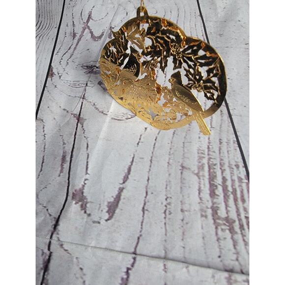 1990 Hallmark Keepsake Ornament Holiday Cardinals Brass - Picture 2 of 5